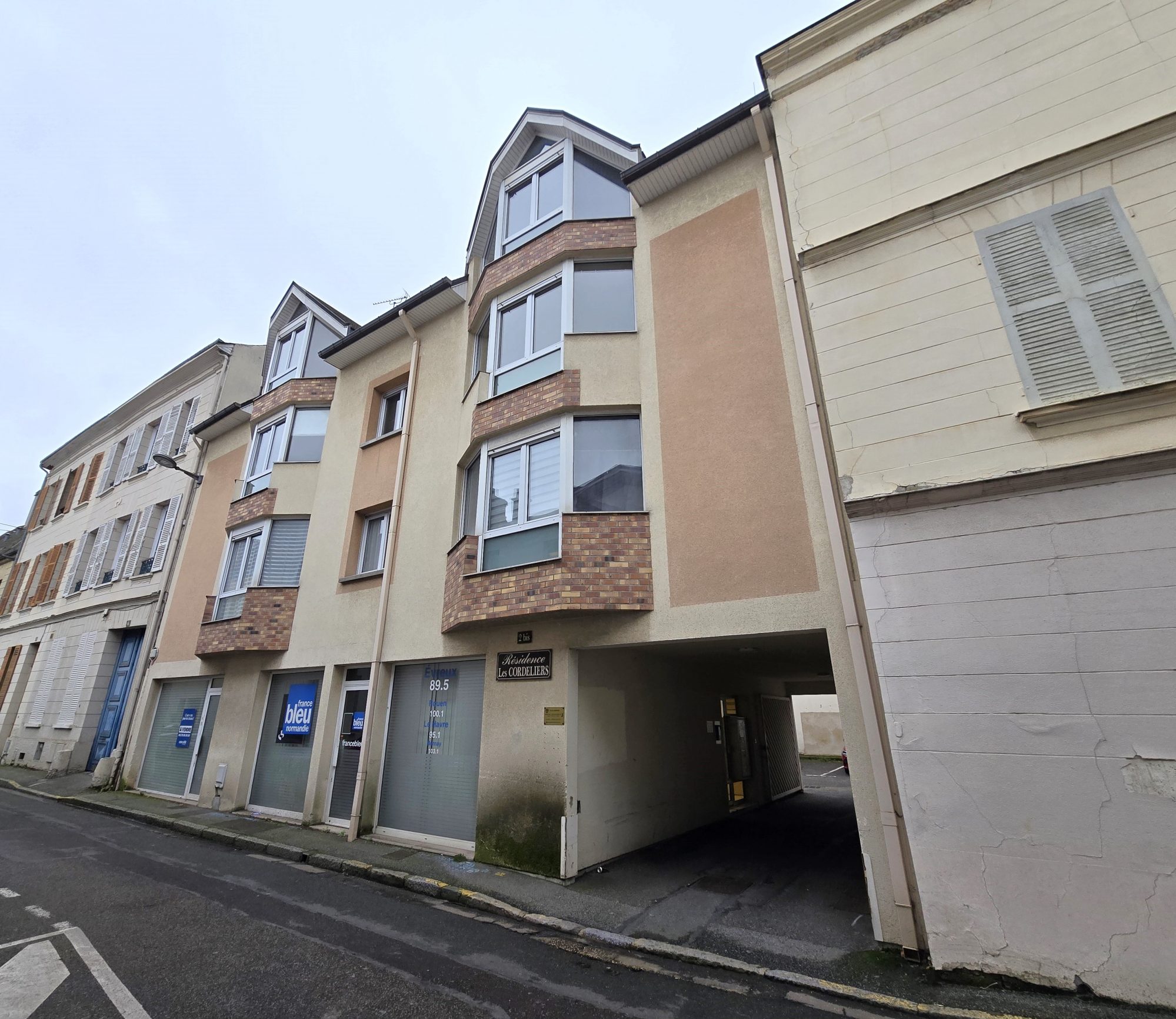 Immobilier Professionnel à vendre Évreux